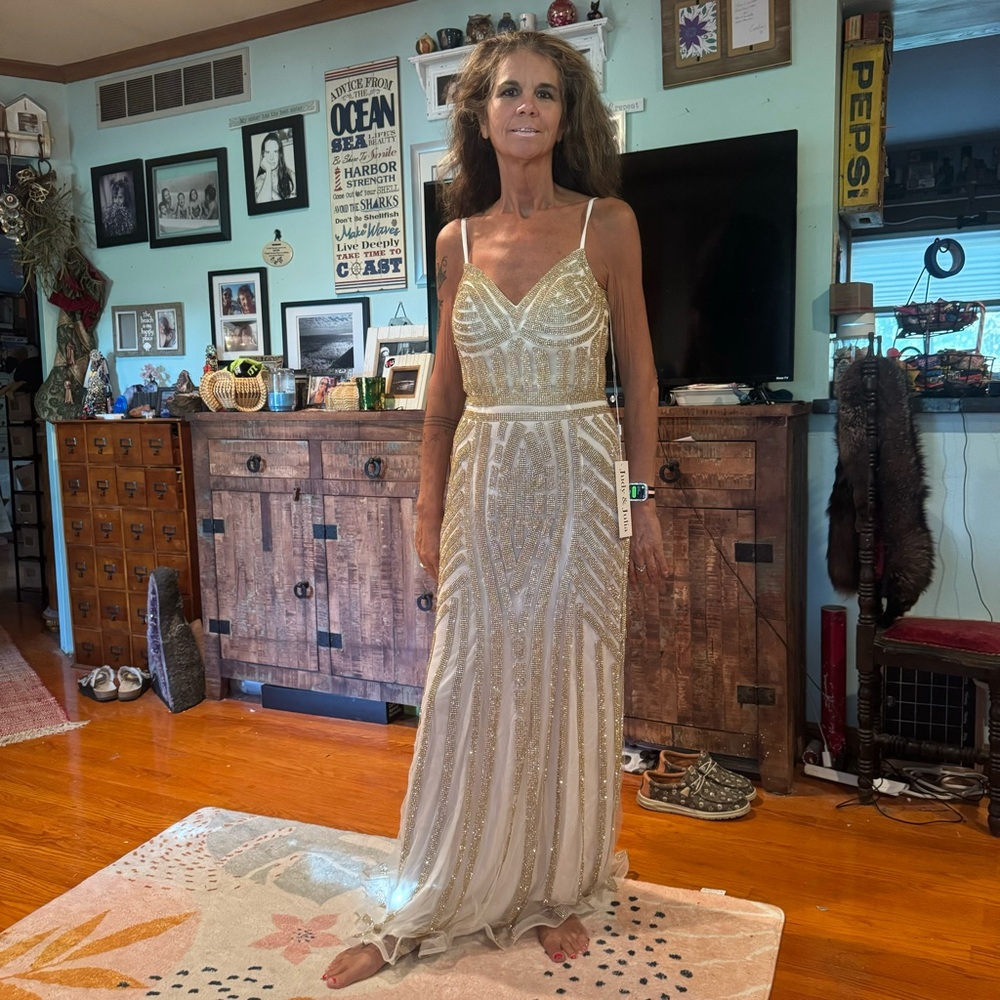 NWT JUDY & JULIA Evening Gown Dress Sz 10 Gold Beads & Lined GORGEOUS!!! Z42